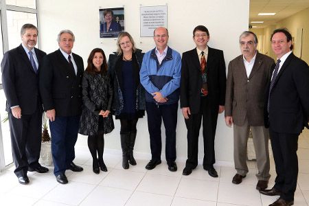 Representes da Renault, Pastoral da Criança e familiares da Dra. Zilda Arns Neumann Representes da Renault, Pastoral da Criança e familiares da Dra. Zilda Arns Neumann