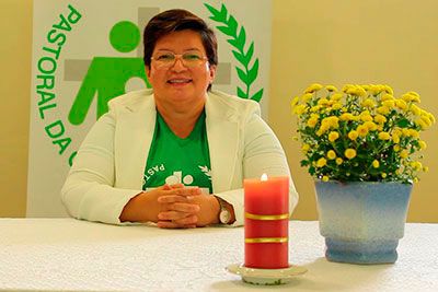 ir veneranda fica conosco